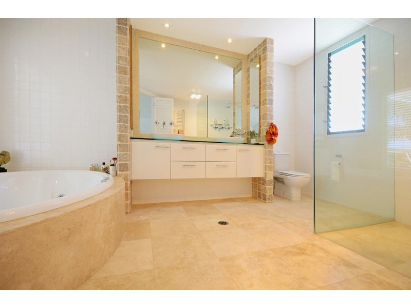 13 The Promontory, Noosa Waters QLD 4566