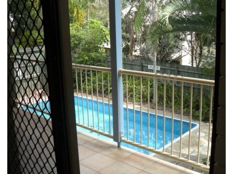 2/25 Katharina St, Noosa Heads QLD 4567