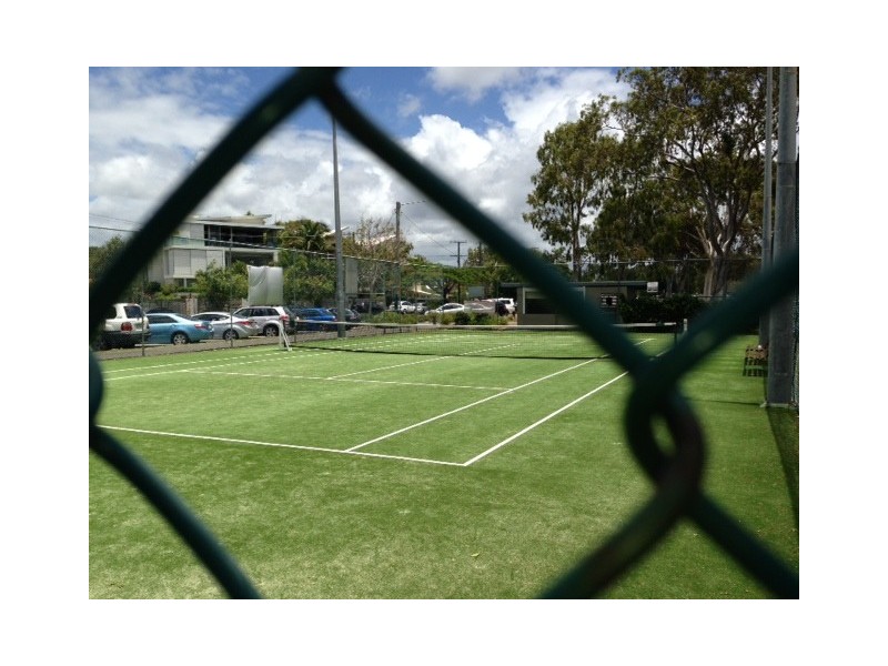 8/225 “Regatta” Gympie Terrace, Noosaville QLD 4566