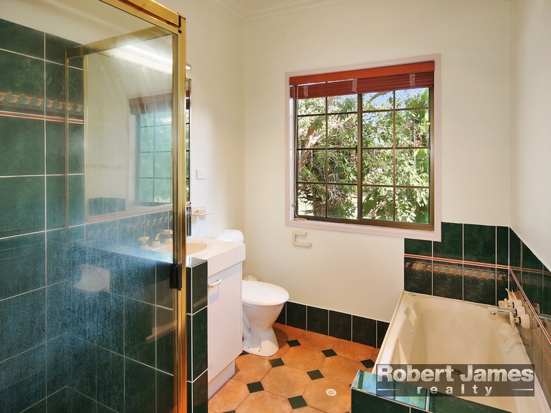 182 Eumarella Road, Weyba Downs QLD 4562