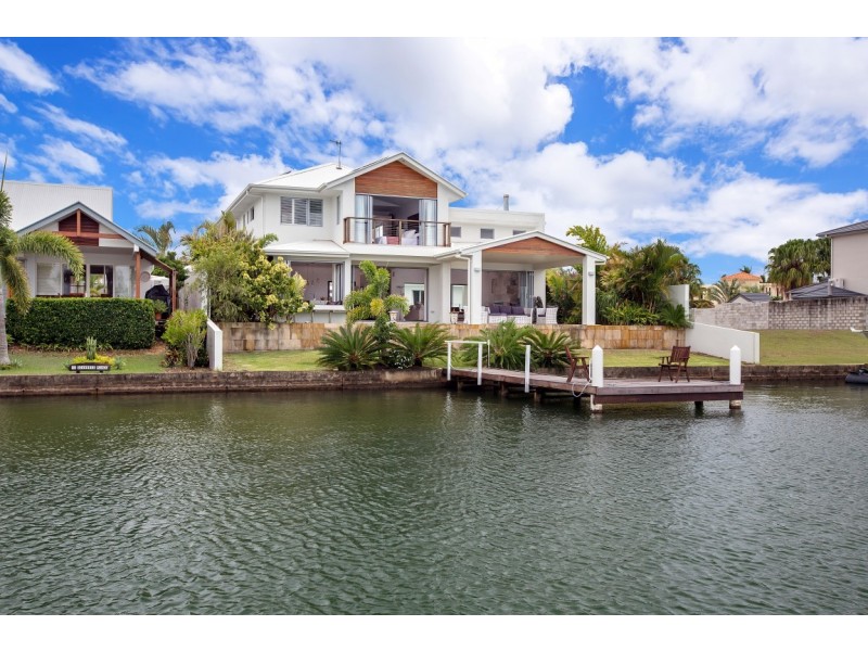 13 Seahorse Place, Noosa Waters QLD 4566