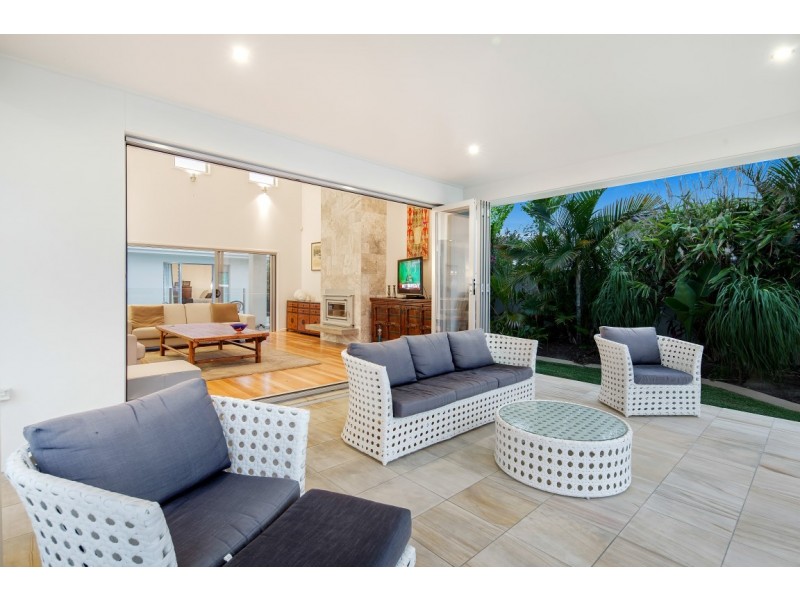 13 Seahorse Place, Noosa Waters QLD 4566