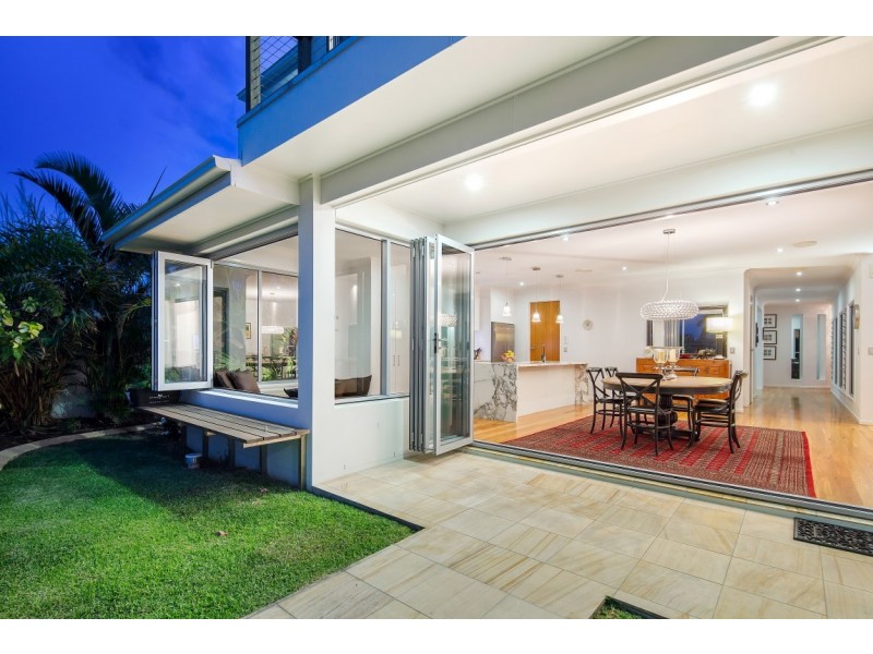 13 Seahorse Place, Noosa Waters QLD 4566