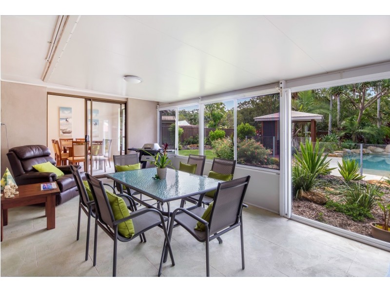 10 Palm Grove Crescent, Tewantin QLD 4565