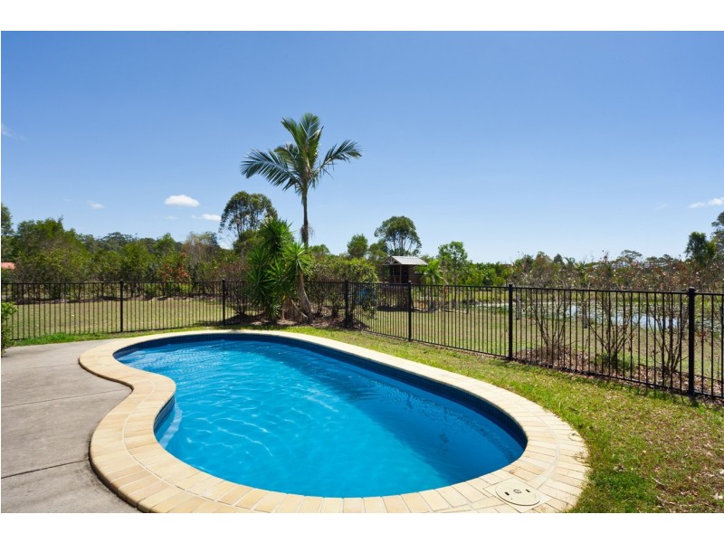 Cootharaba QLD 4565