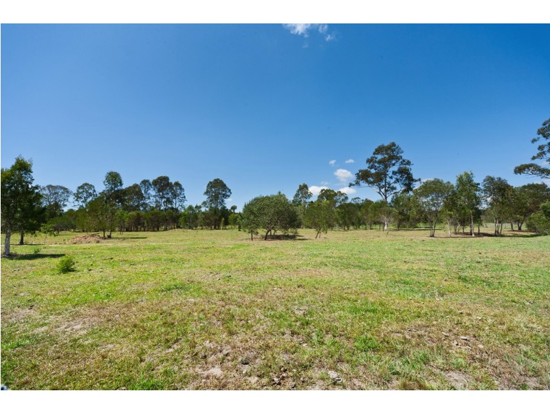 Cootharaba QLD 4565