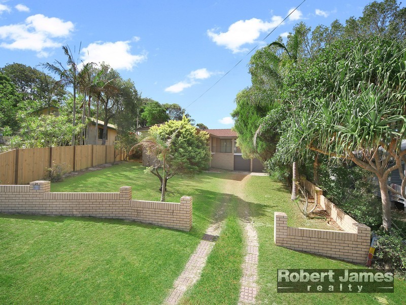 24 Ray Street, Sunshine Beach QLD 4567
