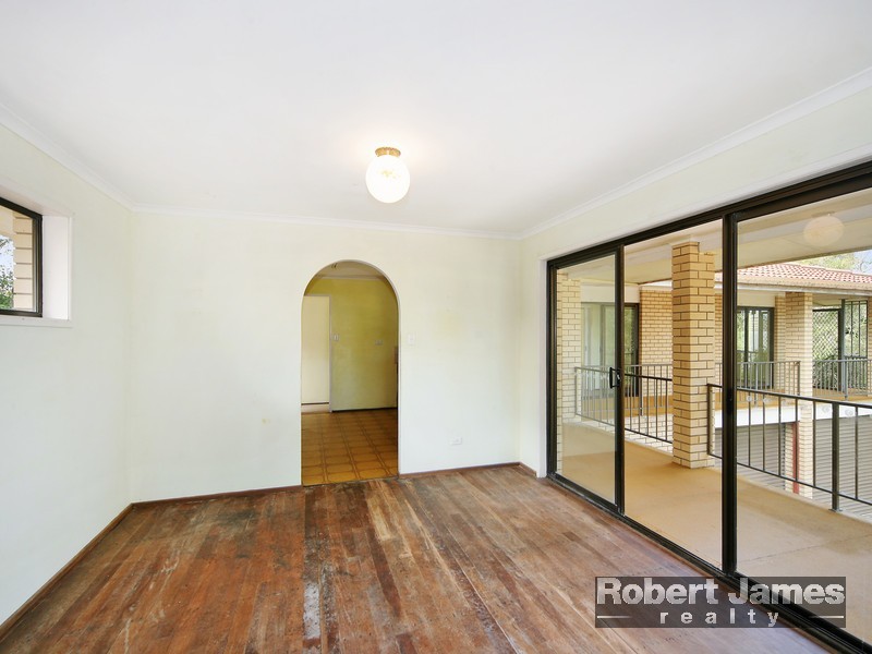 24 Ray Street, Sunshine Beach QLD 4567