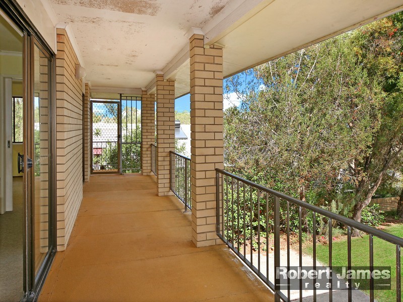 24 Ray Street, Sunshine Beach QLD 4567