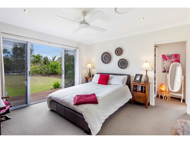 16 Attenuatta Place, Noosaville QLD 4566