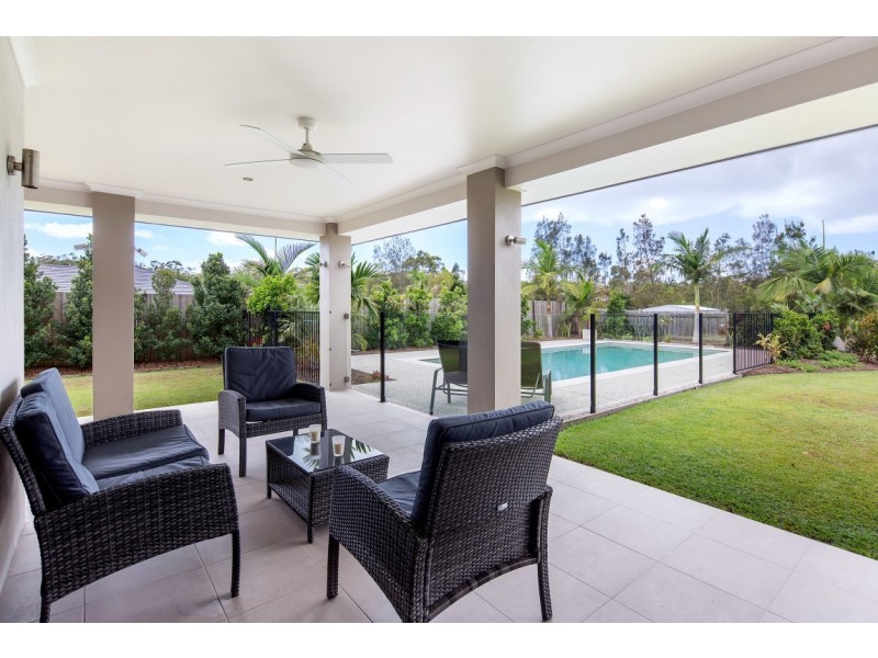 16 Attenuatta Place, Noosaville QLD 4566