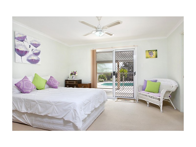 16 Comet Drive, Sunrise Beach QLD 4567