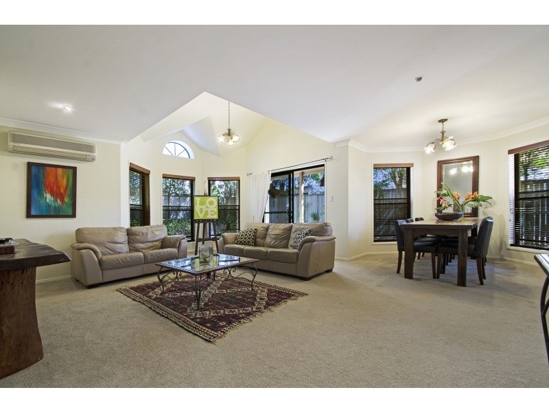 2/37 Bluefin Court, Noosa Waters QLD 4566