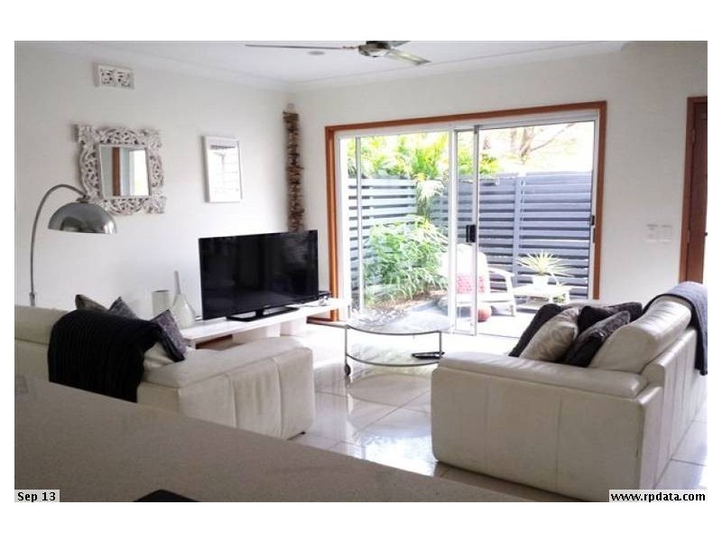 2/37 Bluefin Court, Noosa Waters QLD 4566