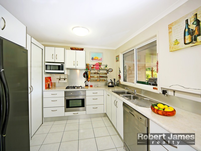 27 Hooper Crescent, Tewantin QLD 4565