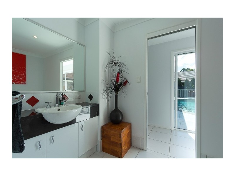 13 Parkwood Place, Peregian Springs QLD 4573