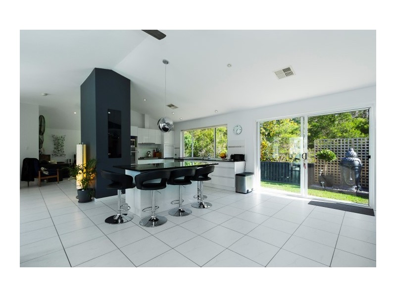 13 Parkwood Place, Peregian Springs QLD 4573
