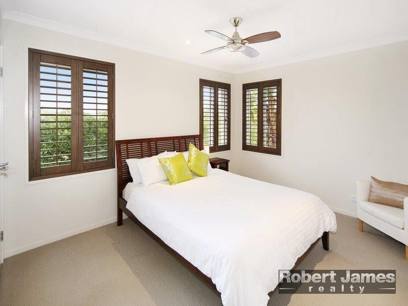 5 Inverness Place, Peregian Springs QLD 4573