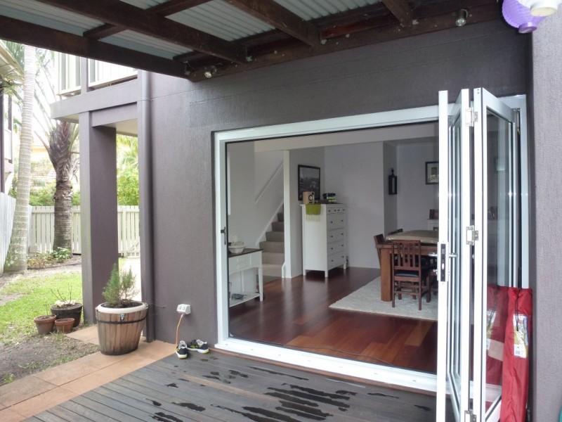 2/6 Stillwater Place, Noosaville QLD 4566