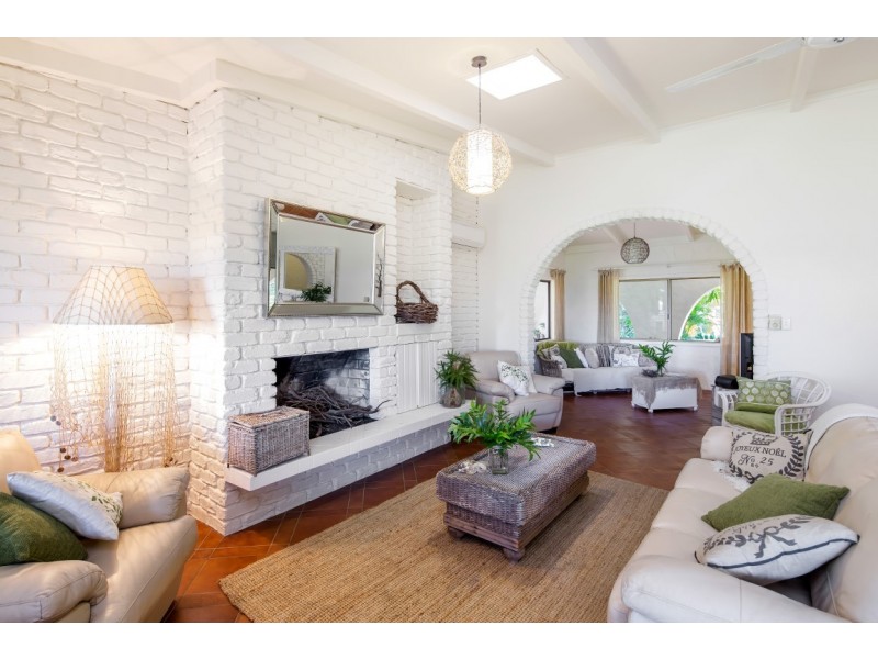 14 Mount Cooroy Road, Eumundi QLD 4562