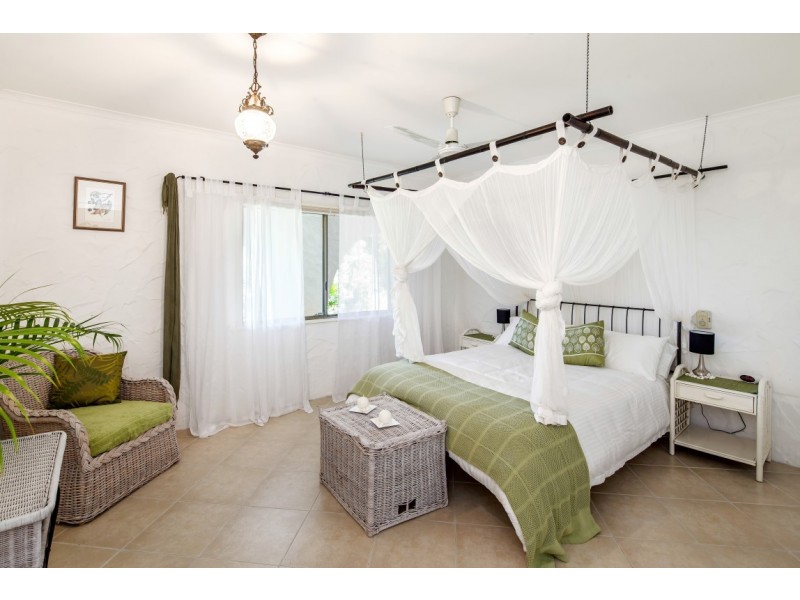 14 Mount Cooroy Road, Eumundi QLD 4562