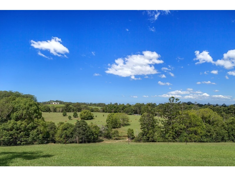 14 Mount Cooroy Road, Eumundi QLD 4562