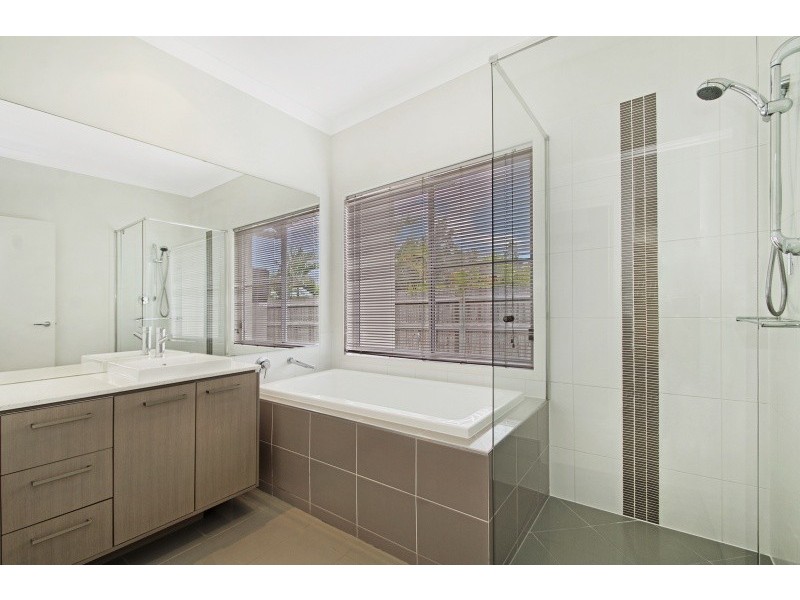 14 Aspera Place, Noosaville QLD 4566