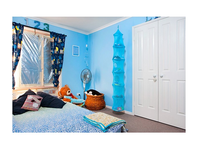 4 Intrepid Place, Sunrise Beach QLD 4567