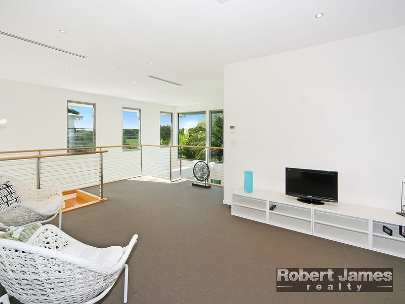 60/114 Peregian Springs Drive, Peregian Springs QLD 4573