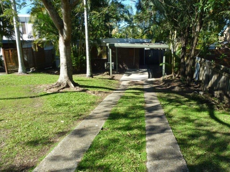 9 Hendry Street, Tewantin QLD 4565