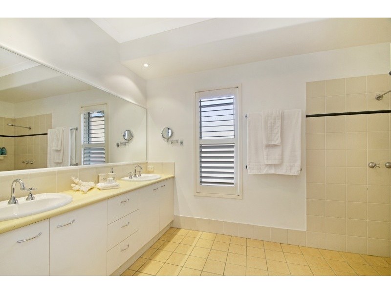 11 Shipyard Circuit, Noosa Waters QLD 4566