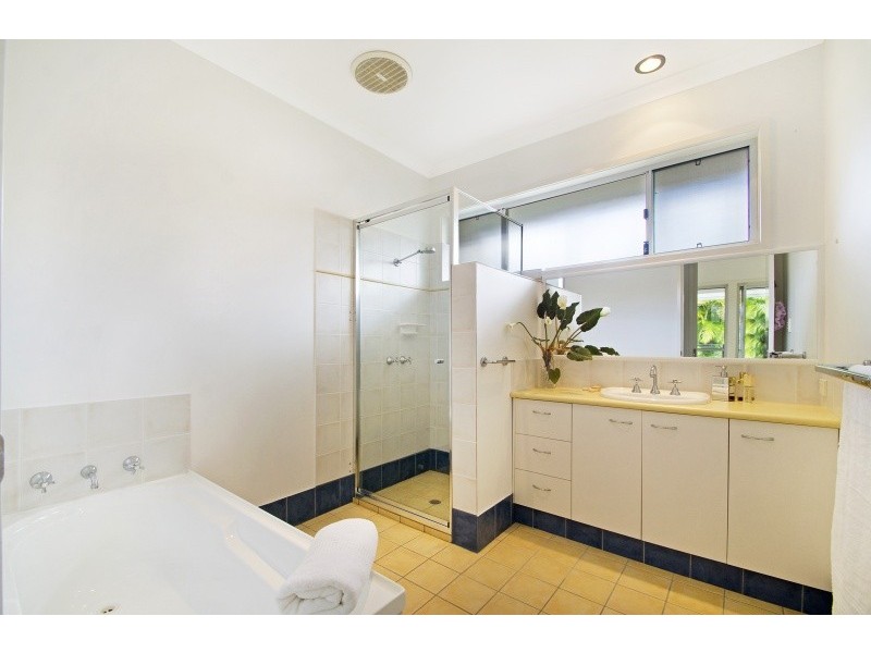 11 Shipyard Circuit, Noosa Waters QLD 4566