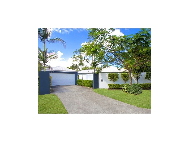 12 Sovereign Court, Sunrise Beach QLD 4567