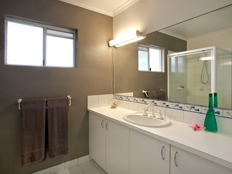 12 Sovereign Court, Sunrise Beach QLD 4567