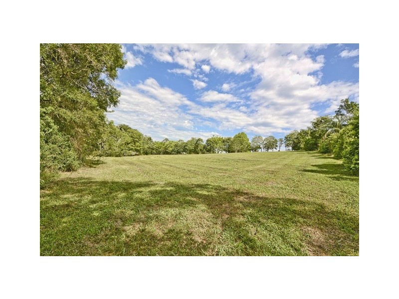 15 Mount Cooroy Road, Eumundi QLD 4562