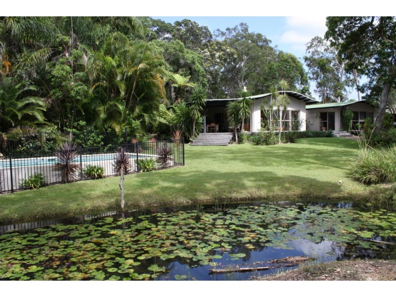 37 Lake Weyba Drive, Weyba Downs QLD 4562