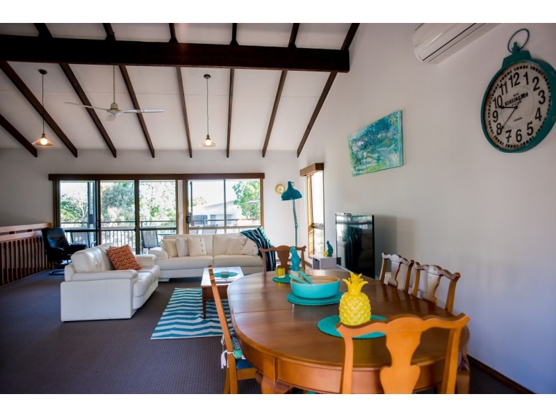16 Banksia Ave, Noosa Heads QLD 4567