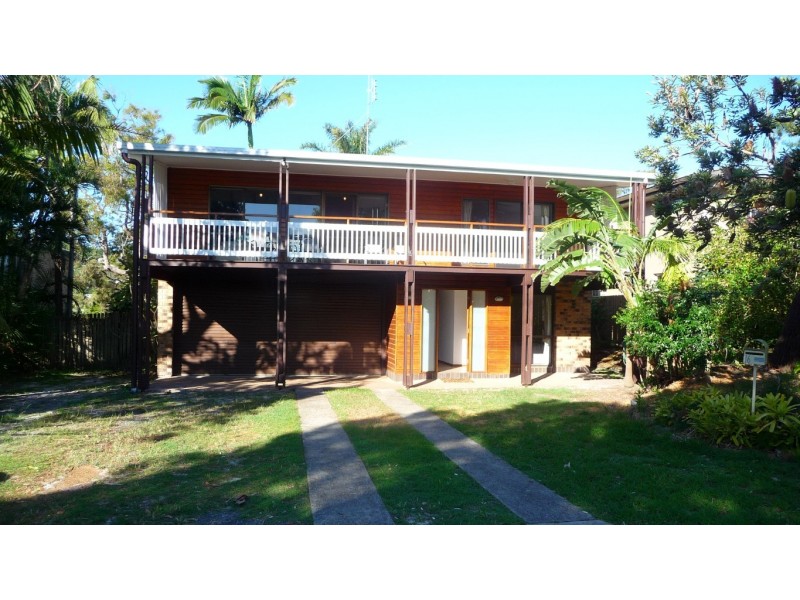 16 Banksia Ave, Noosa Heads QLD 4567