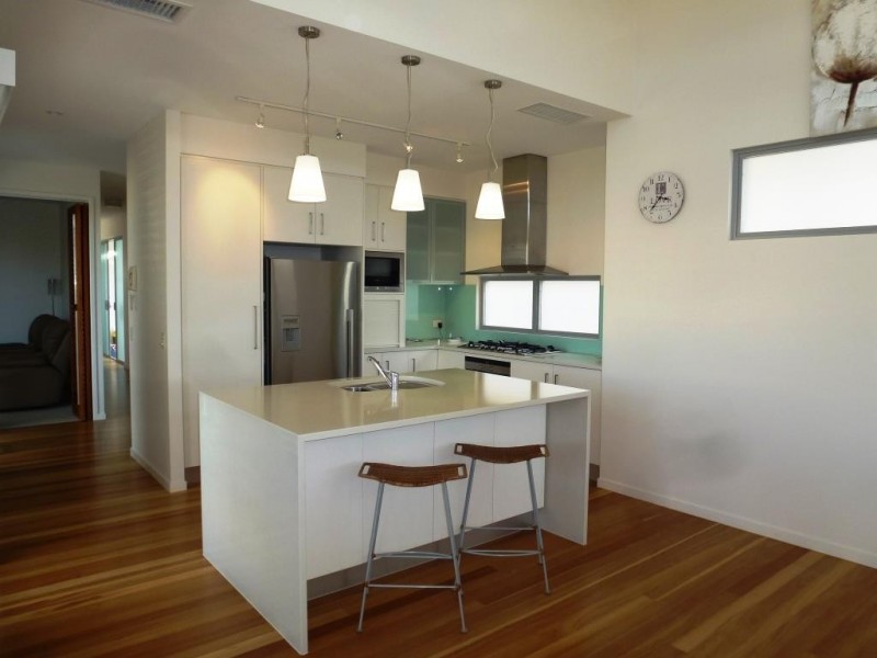 2/181 Gympie Terrace, Noosaville QLD 4566