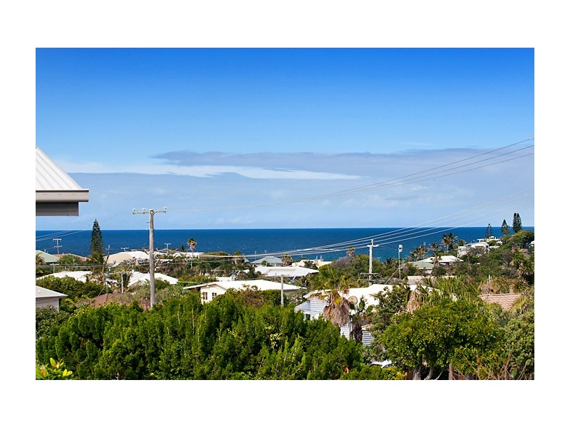 18 Orealla Crescent, Sunrise Beach QLD 4567