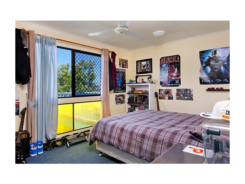 18 Orealla Crescent, Sunrise Beach QLD 4567