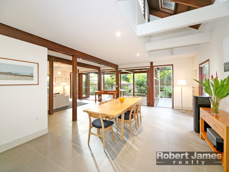 9 Wild Apple Court, Noosa Heads QLD 4567