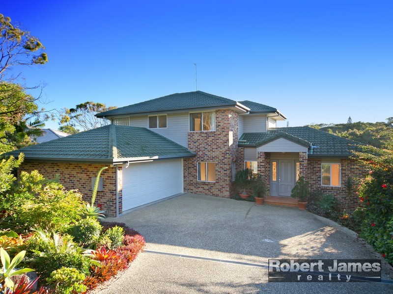 12 Freedom Place, Sunrise Beach QLD 4567