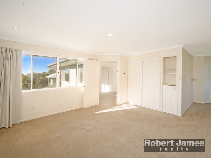 12 Freedom Place, Sunrise Beach QLD 4567