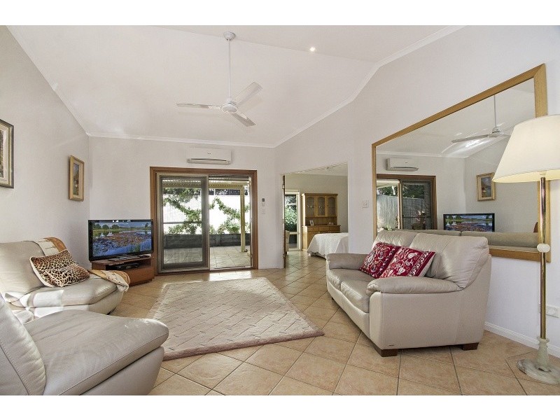 2/25 Bluefin Court, Noosa Waters QLD 4566
