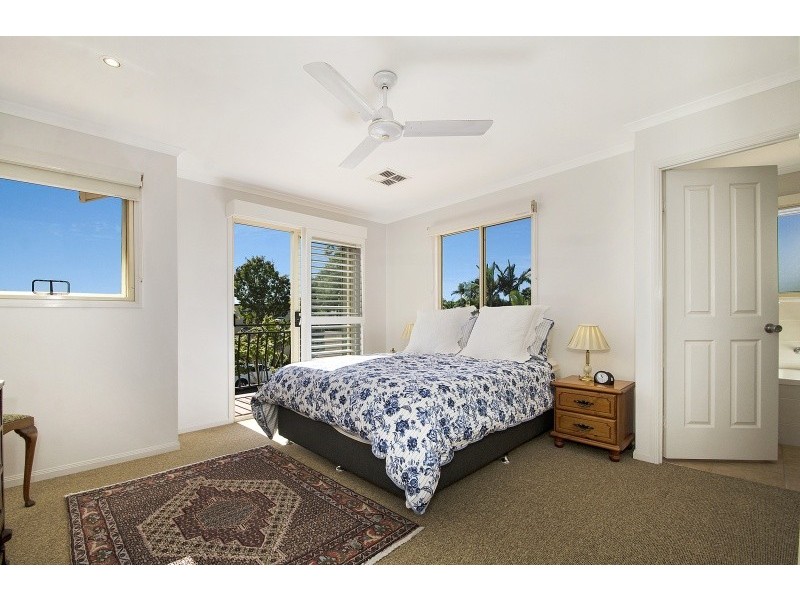 2/25 Bluefin Court, Noosa Waters QLD 4566