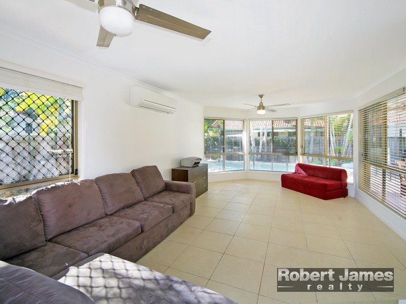 6 Daintree Way, Tewantin QLD 4565