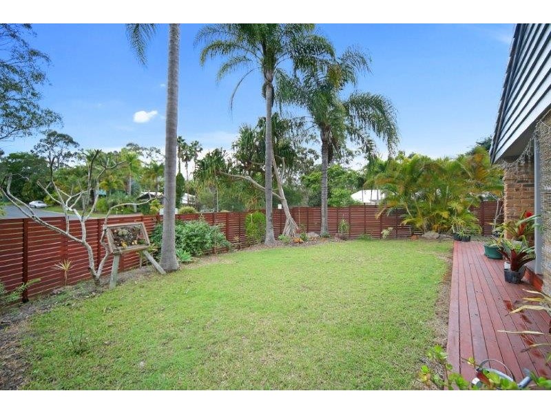24 Woolumba Street, Tewantin QLD 4565