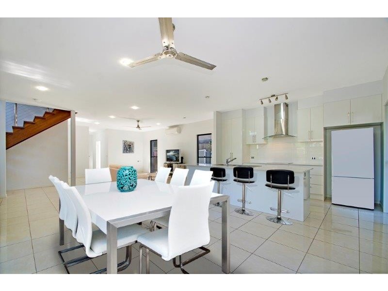 18 Nannygai Street, Noosaville QLD 4566