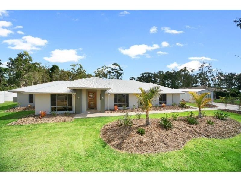 14 Adensfield Court, Cooroibah QLD 4565